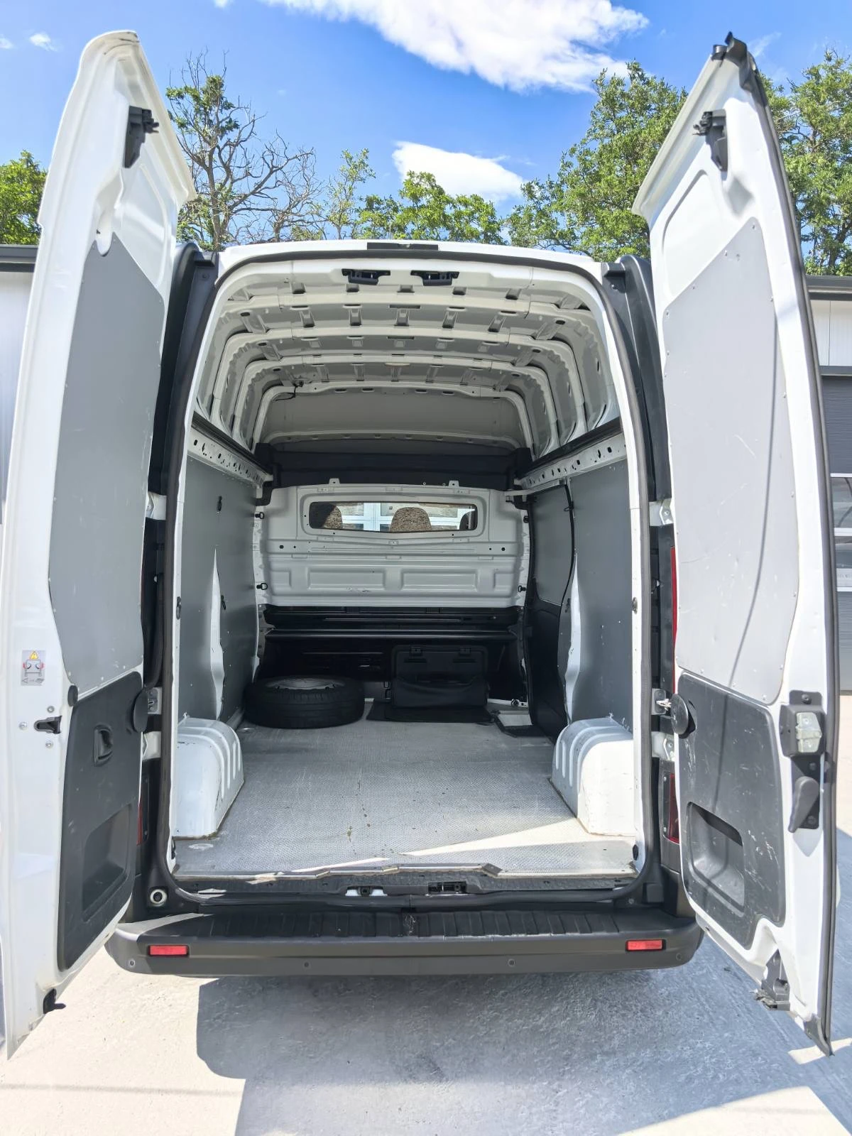 Renault Trafic L2/H2 + AC-EU6 | Mobile.bg   14