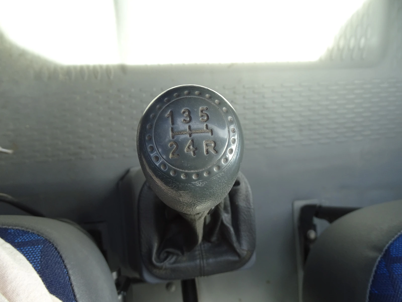 Iveco Daily 35C12 * * * КРАН 1100 кг * * * 7 места, снимка 15 - Бусове и автобуси - 56327793