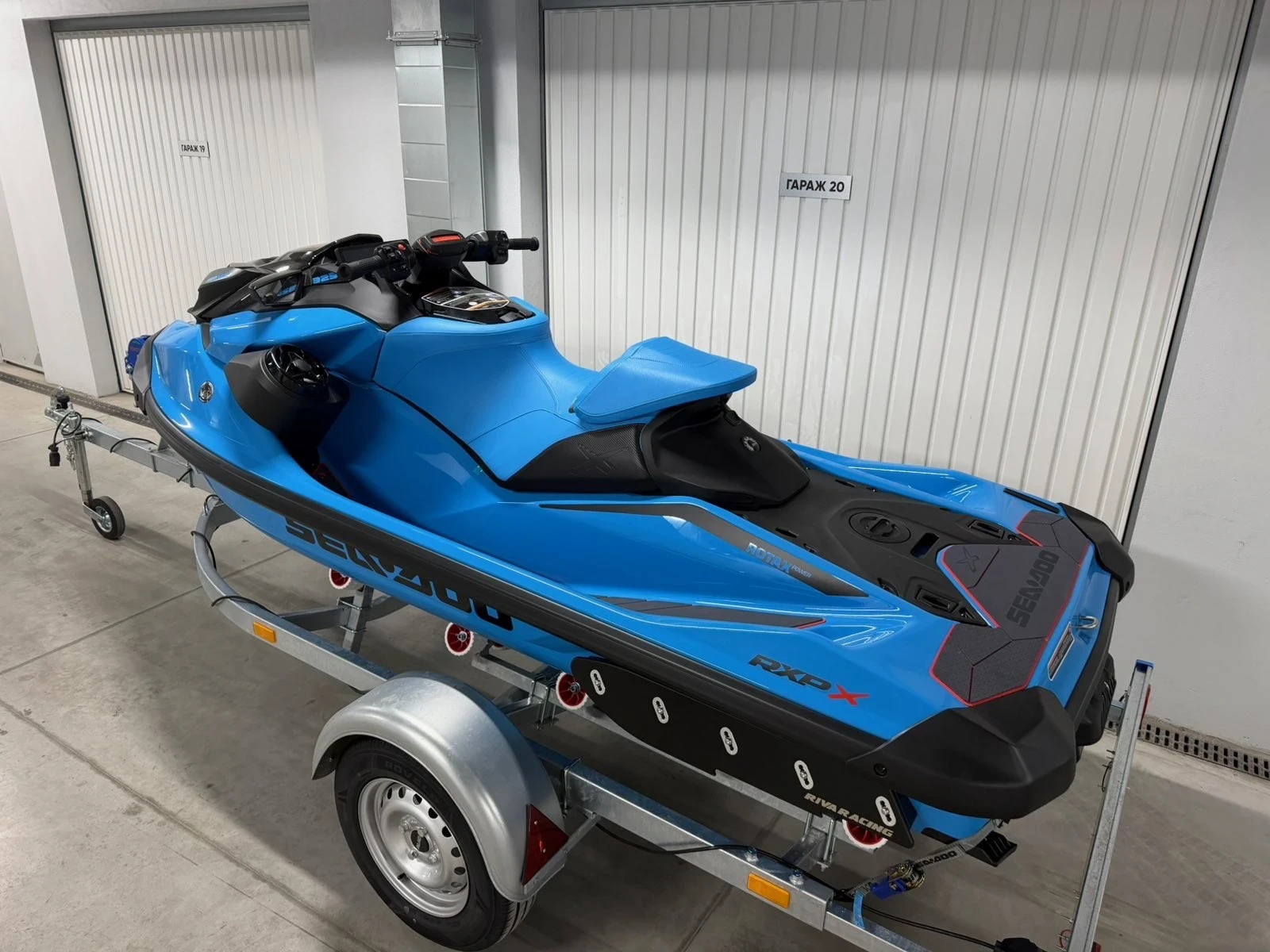 Джет Bombardier Sea Doo RXP-X-RS 325 Tech Pack, снимка 6 - Воден транспорт - 55403260