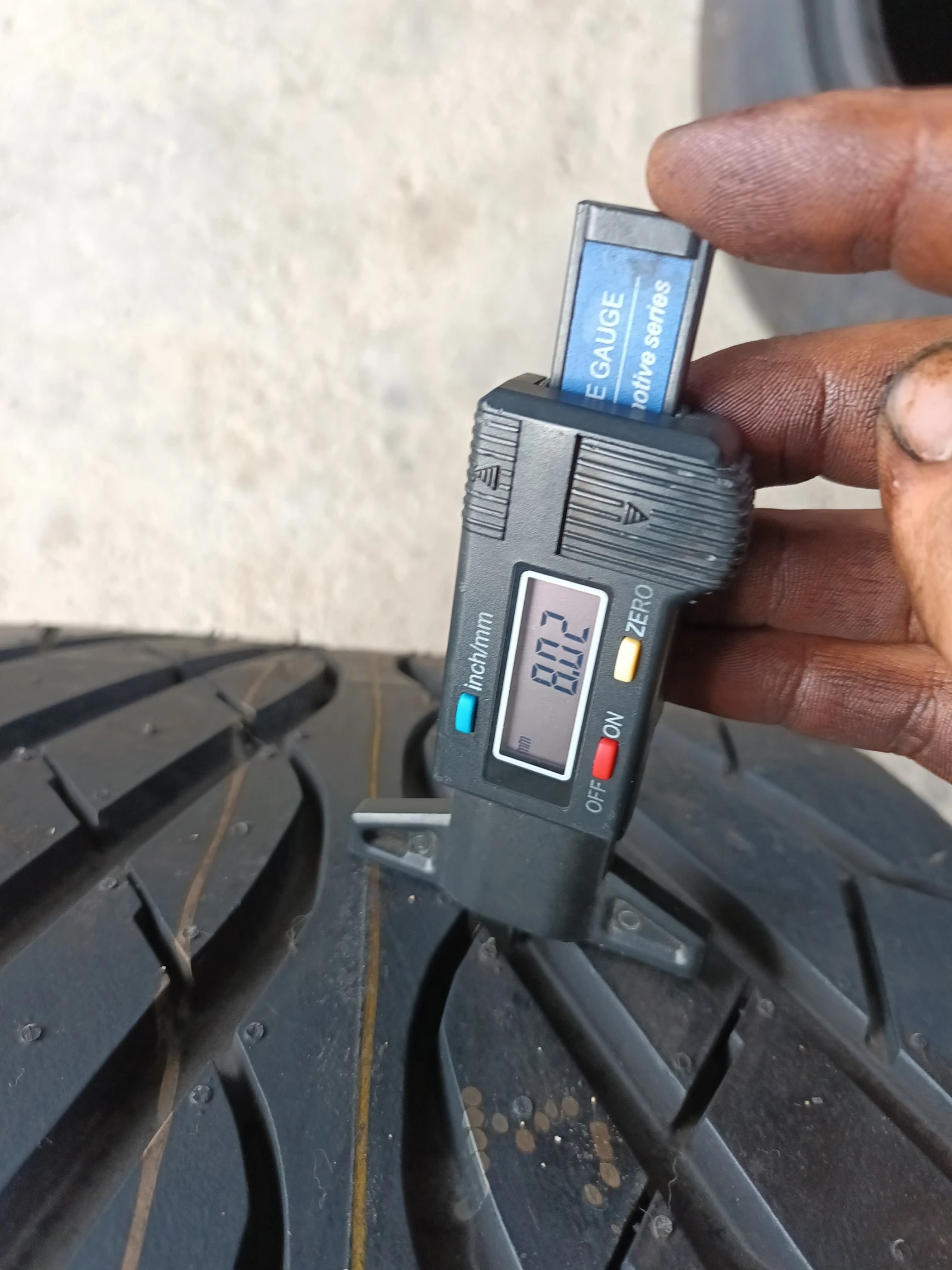 ���� 285/30R18 | Mobile.bg � ����������� 4