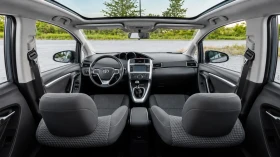 Toyota Verso 1.6D-4D/ПАНОРАМА/КАМЕРА/100% РЕАЛНА/КАТО НОВА, снимка 8