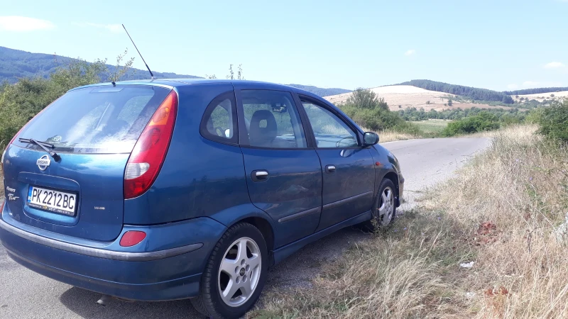 Nissan Almera tino 2.2 , снимка 6 - Автомобили и джипове - 47488364