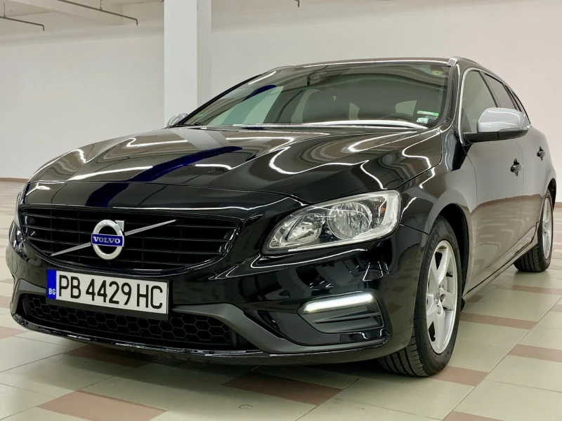 Volvo V60 D3 2.0d, снимка 1 - Автомобили и джипове - 47596324