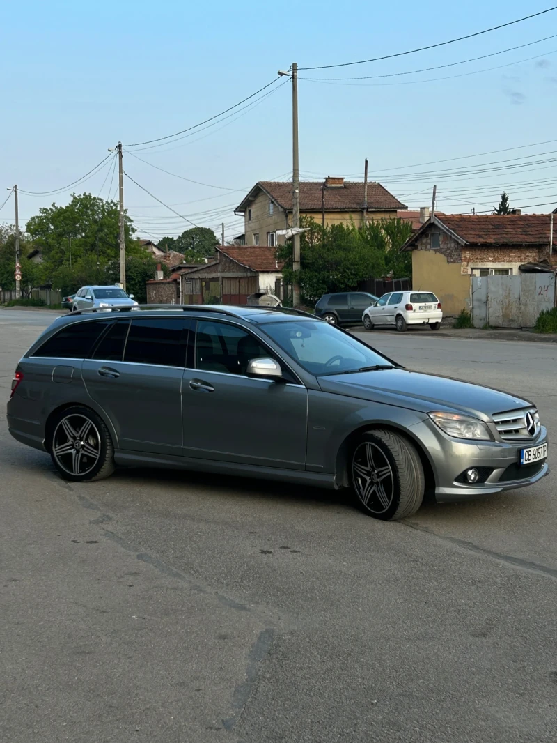 Mercedes-Benz C 320 AMG Пакет, снимка 4 - Автомобили и джипове - 48494344