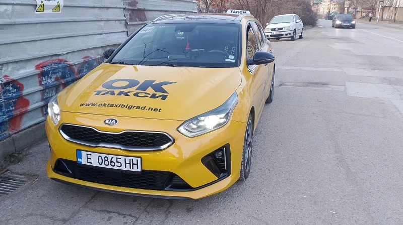 Kia Ceed, снимка 1 - Автомобили и джипове - 49297517