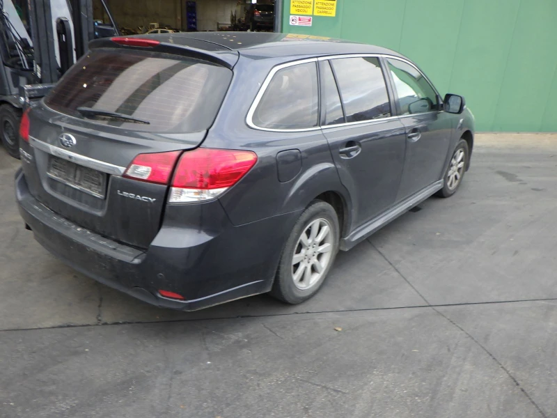 Subaru Legacy 2.0d, снимка 7 - Автомобили и джипове - 49999275