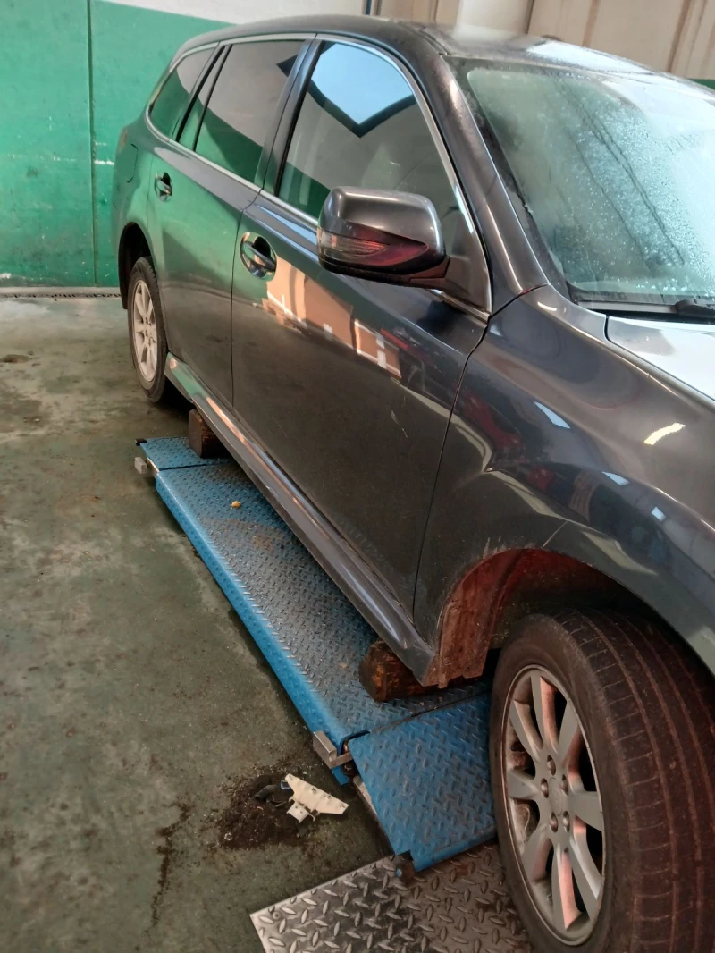 Subaru Legacy 2.0d, снимка 4 - Автомобили и джипове - 49999275