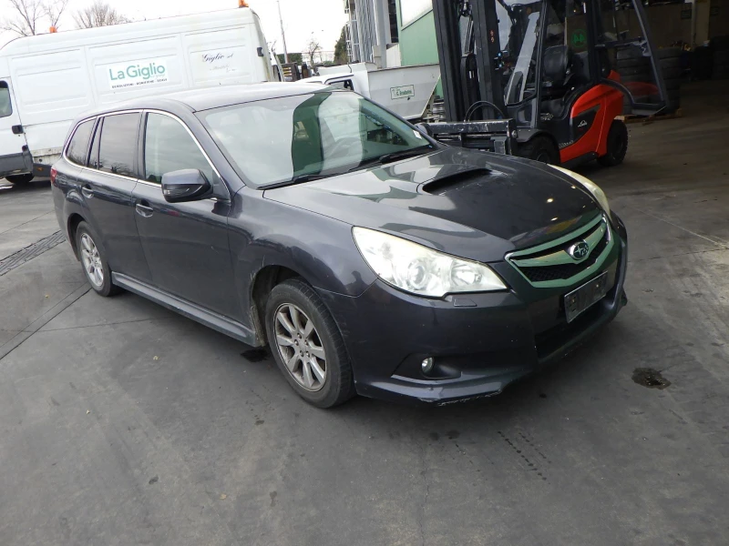 Subaru Legacy 2.0d, снимка 8 - Автомобили и джипове - 49999275