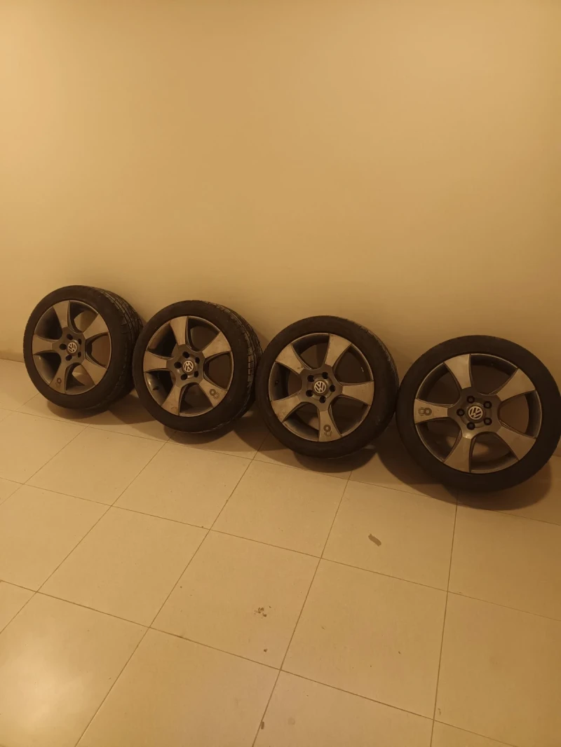 VW Golf Plus, снимка 8 - Автомобили и джипове - 52404479