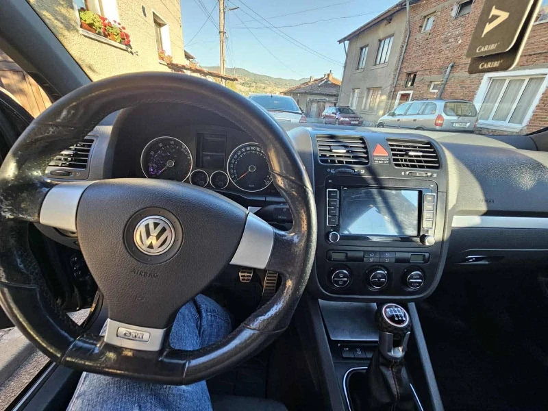VW ID.5 Golf 5 gti, снимка 2 - Автомобили и джипове - 53141309