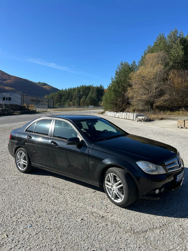 Mercedes-Benz C 200 136ph 2013g, снимка 2 - Автомобили и джипове - 53248821