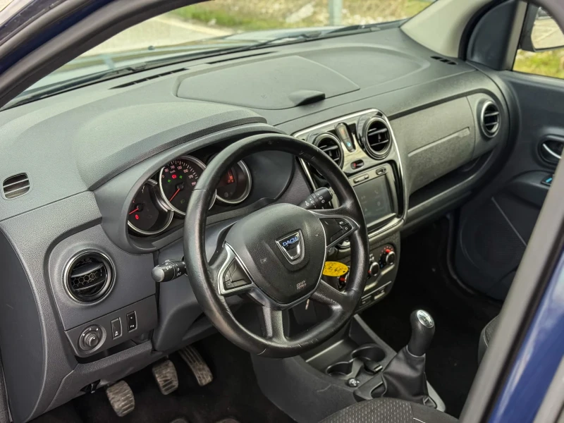 Dacia Lodgy 1.6::7 МЕСТА::ФАБРИЧНА ГАЗ::EURO6, снимка 7 - Автомобили и джипове - 53520945