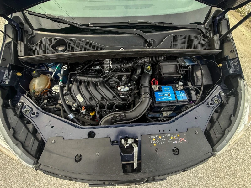 Dacia Lodgy 1.6::7 МЕСТА::ФАБРИЧНА ГАЗ::EURO6, снимка 15 - Автомобили и джипове - 53520945