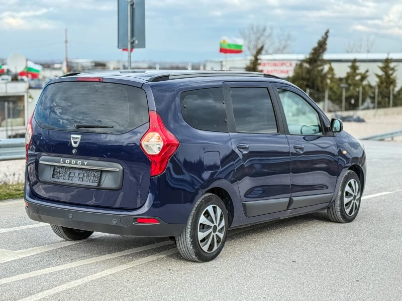 Dacia Lodgy 1.6::7 МЕСТА::ФАБРИЧНА ГАЗ::EURO6, снимка 4 - Автомобили и джипове - 53520945