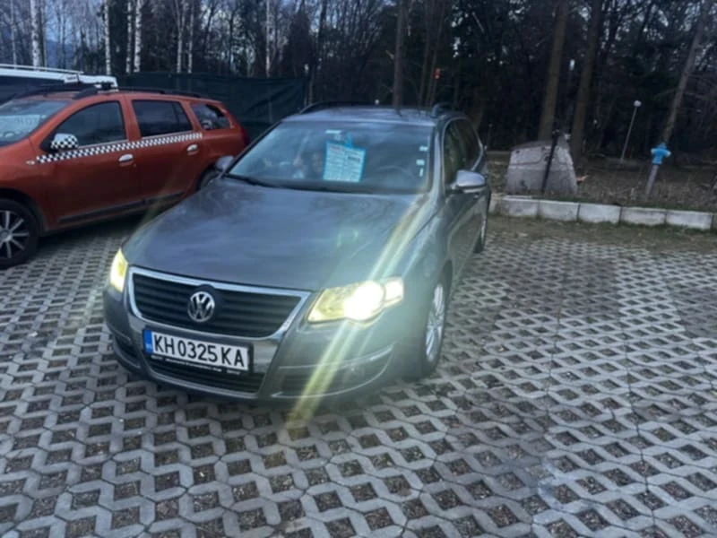 VW Passat 2.0 TDI, снимка 1 - Автомобили и джипове - 48189739