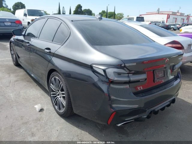 BMW 540 M PACK| HUD| HARMAN| ВАКУУМ| 360| LED| AMBIENT, снимка 4 - Автомобили и джипове - 54435552