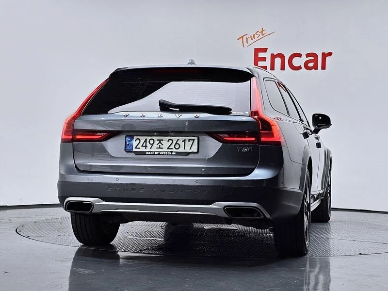 Volvo V90 T5 Pro AWD| 250к.с.| ВКЛ.ТЕХНОТЕСТ, снимка 4 - Автомобили и джипове - 55719440