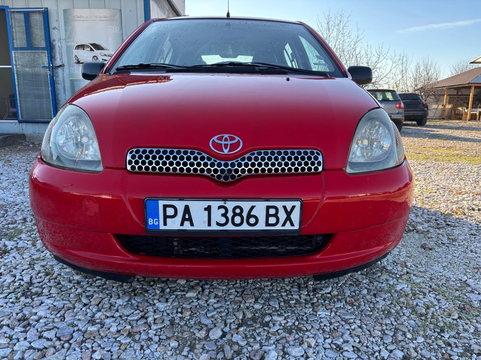 Toyota Yaris 1.0 i, снимка 1