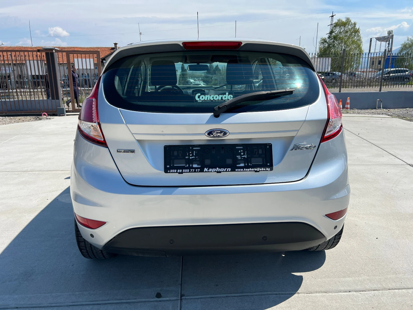 Ford Fiesta 1.0i E5B - изображение 5