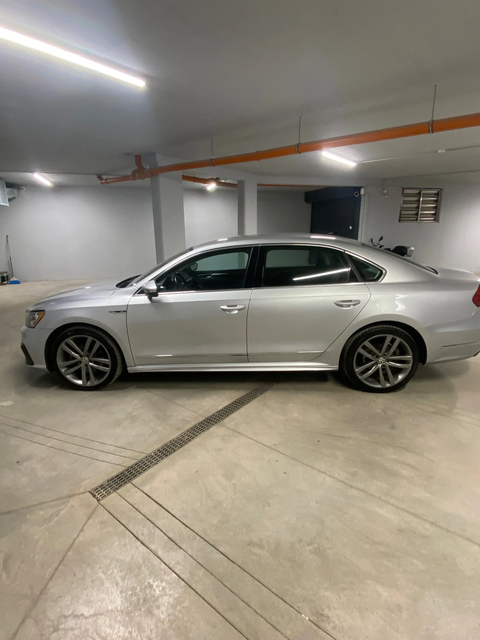 VW Passat 1.8 TFSI R-Line  - изображение 5