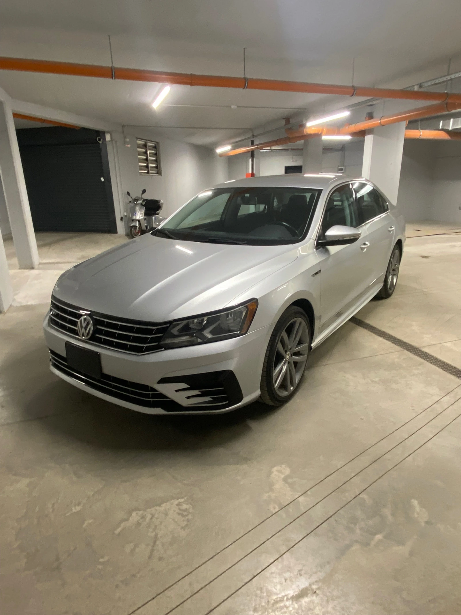 VW Passat 1.8 TFSI R-Line  - изображение 2