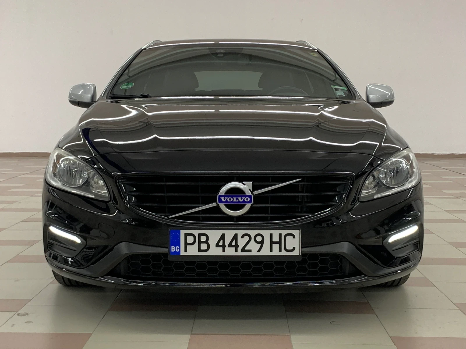 Volvo V60 D3 2.0d - изображение 5