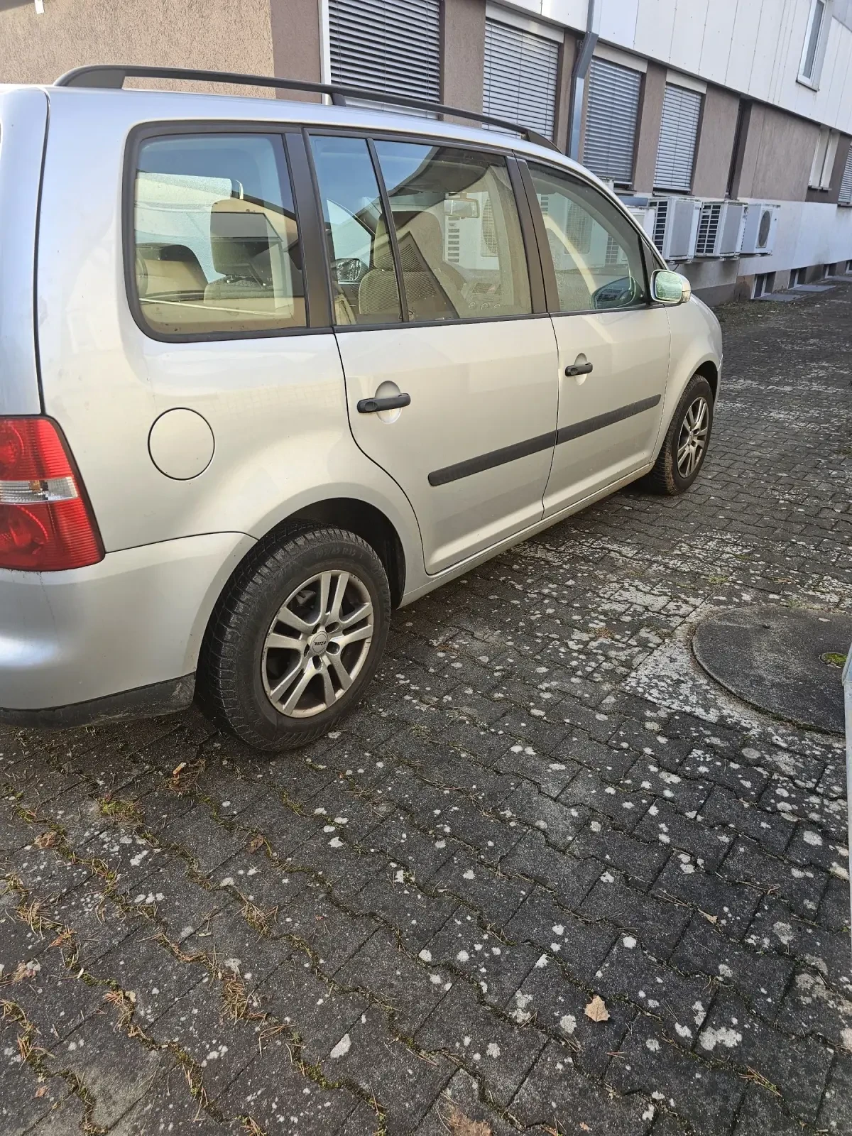 VW Touran 1.6 FSI - изображение 3