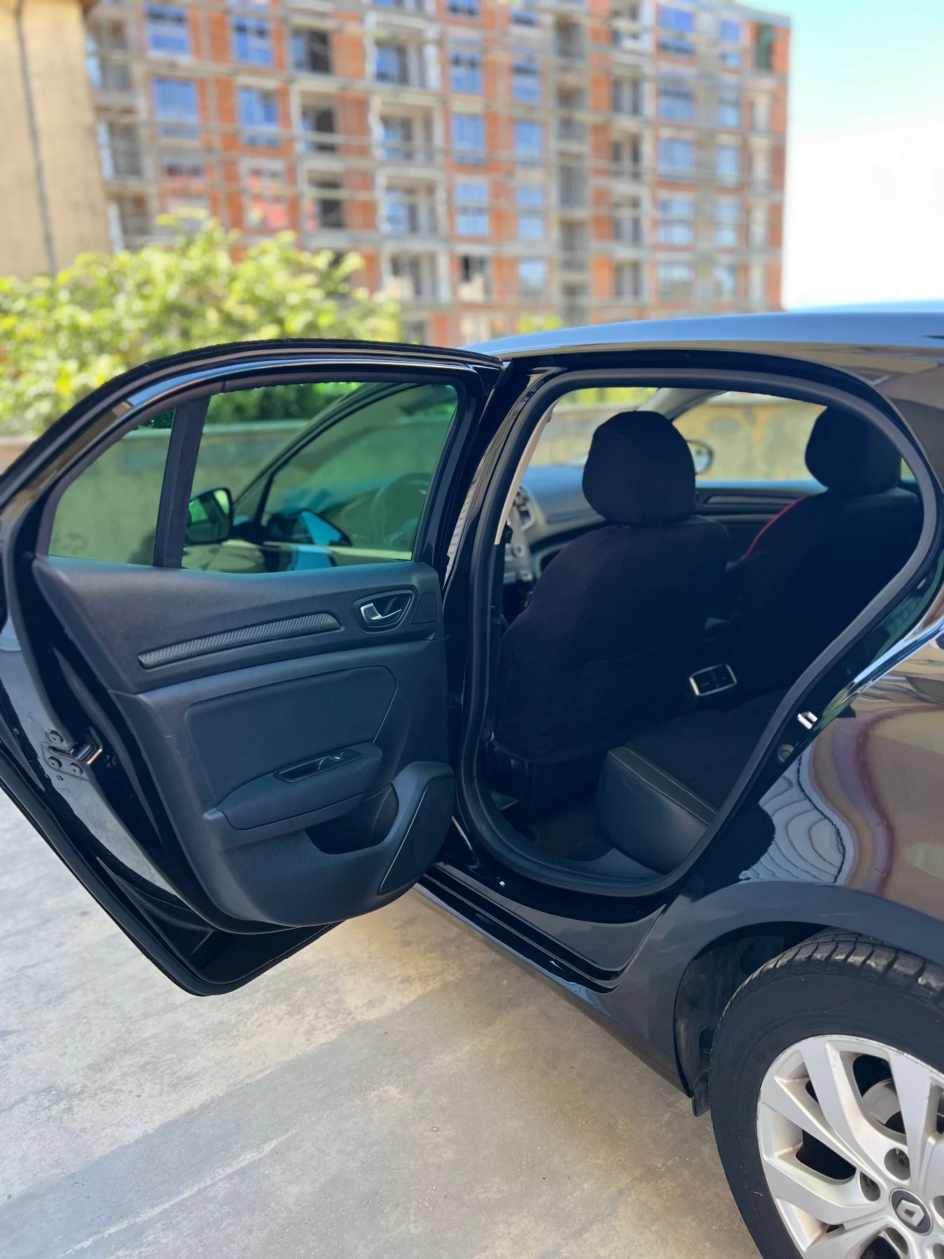 Renault Megane 1.3 LIMITED, RLink - изображение 9
