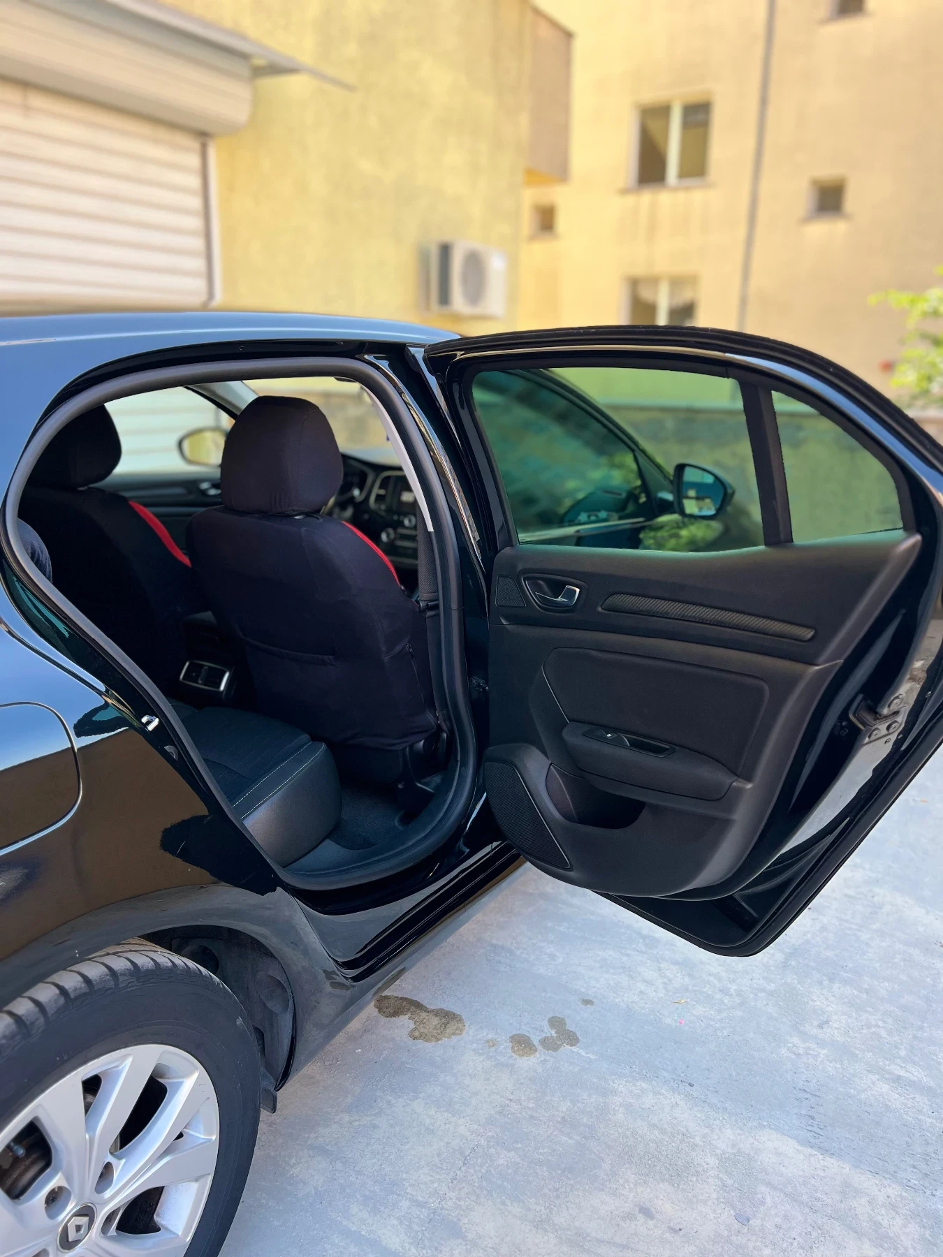 Renault Megane 1.3 LIMITED, RLink - изображение 10