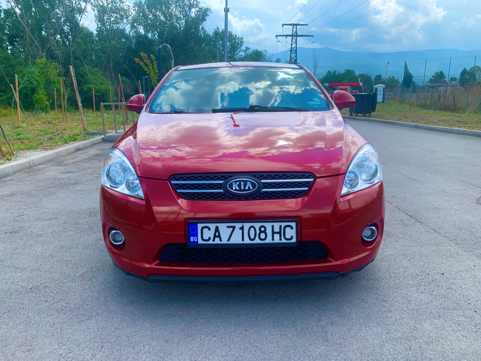 Kia Ceed 1.4   Реални километри   Обслужена - изображение 2