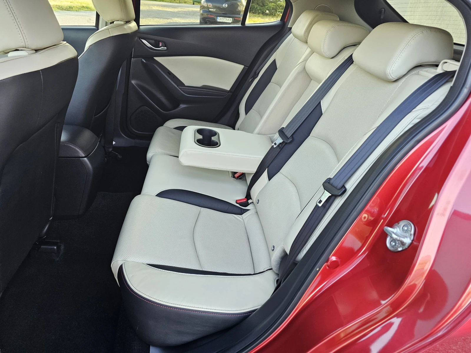 Mazda 3 1.5 EXCEED | Mobile.bg   12