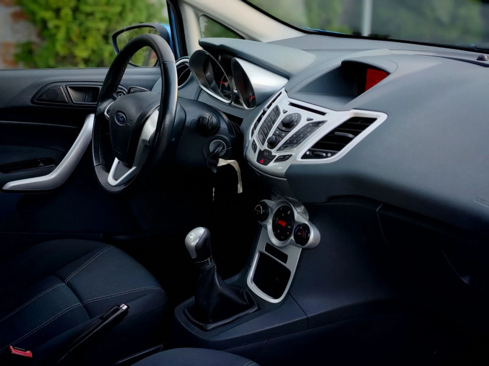 Ford Fiesta 1.6  | Mobile.bg   11