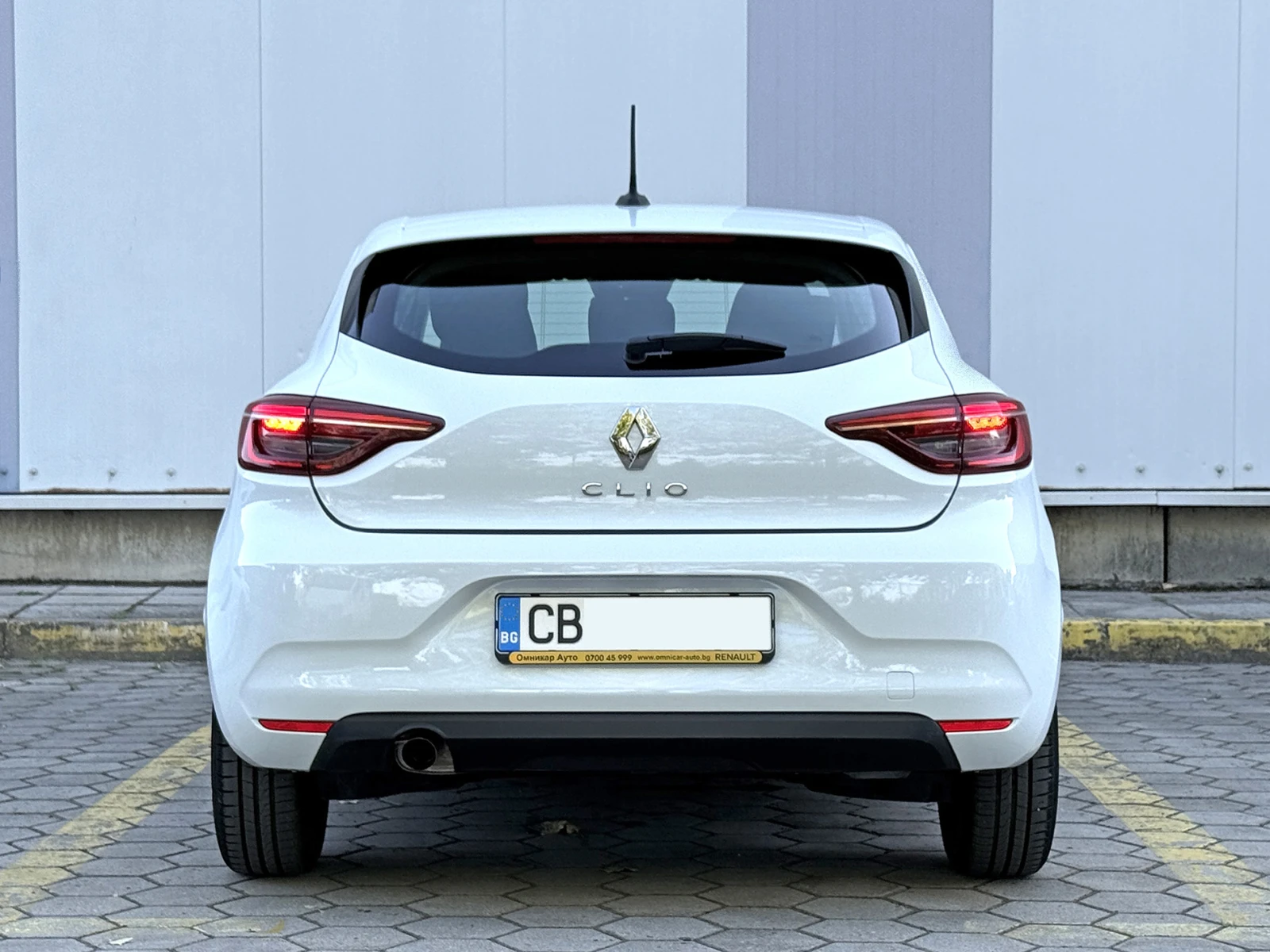 Renault Clio 1.0 TCE/заводско LPG Гаранционен! - изображение 5