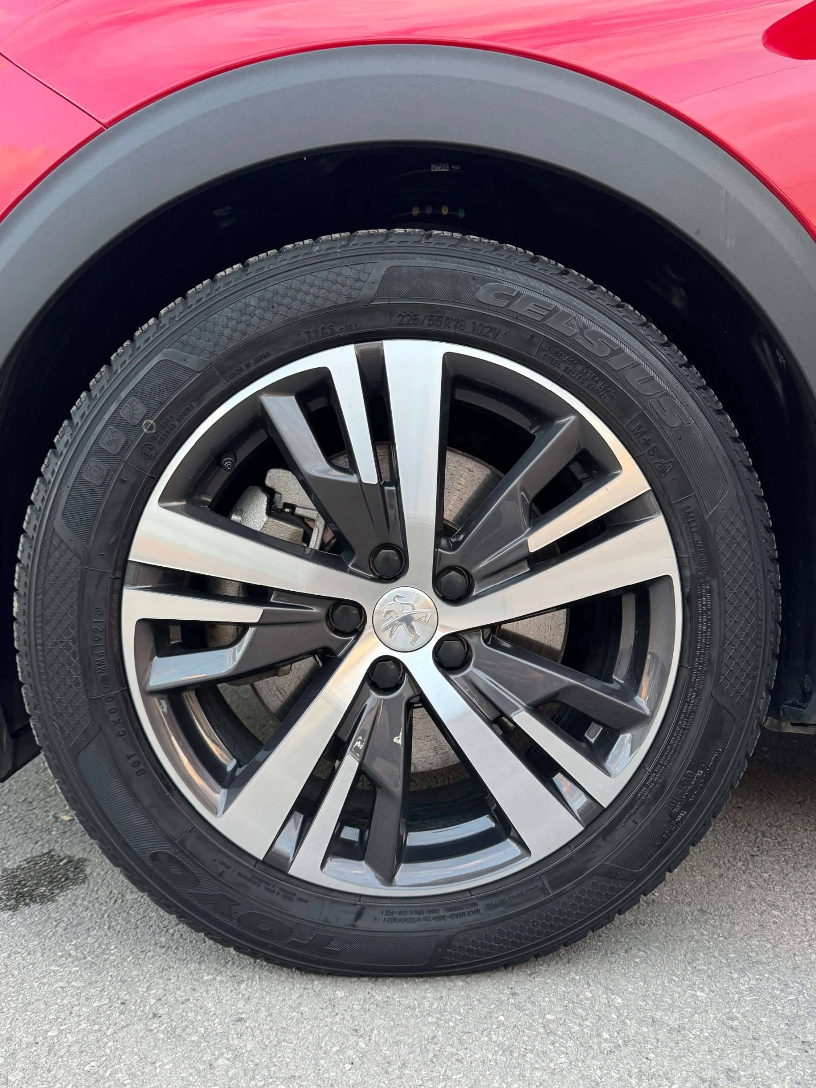 Peugeot 3008 PLUG-IN HYBRID 22ХИЛ/DISTRON/360CAM/KEYLESS/225К.С, снимка 14 - Автомобили и джипове - 54101782