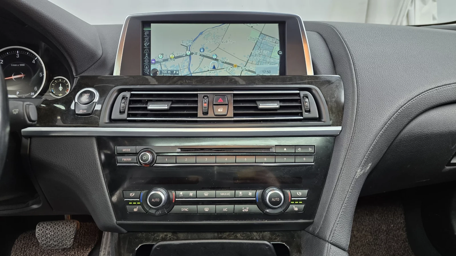 BMW 640 D* M-PACK* HARMAN KARDON* DIGITAL* HEAD UP, снимка 7 - Автомобили и джипове - 54125954