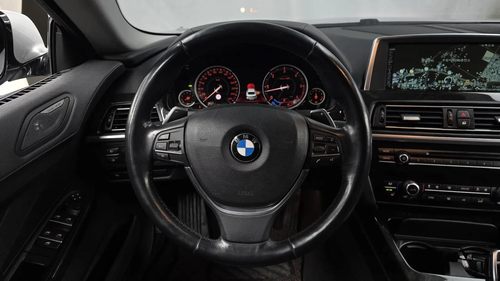 BMW 640 D* M-PACK* HARMAN KARDON* DIGITAL* HEAD UP, снимка 16 - Автомобили и джипове - 54125954