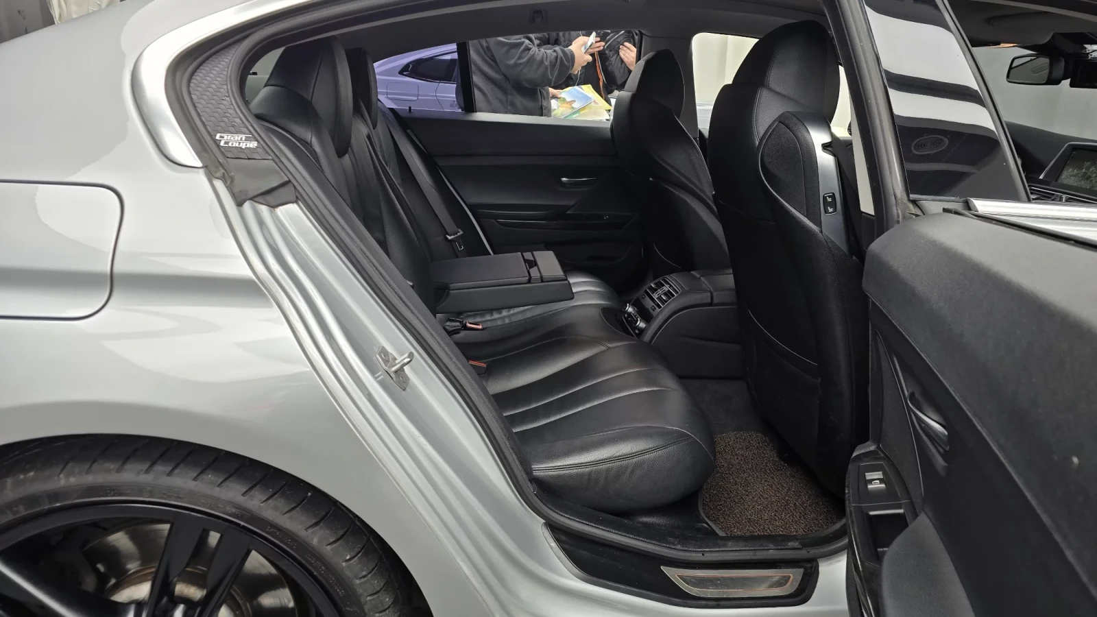 BMW 640 D* M-PACK* HARMAN KARDON* DIGITAL* HEAD UP, снимка 11 - Автомобили и джипове - 54125954