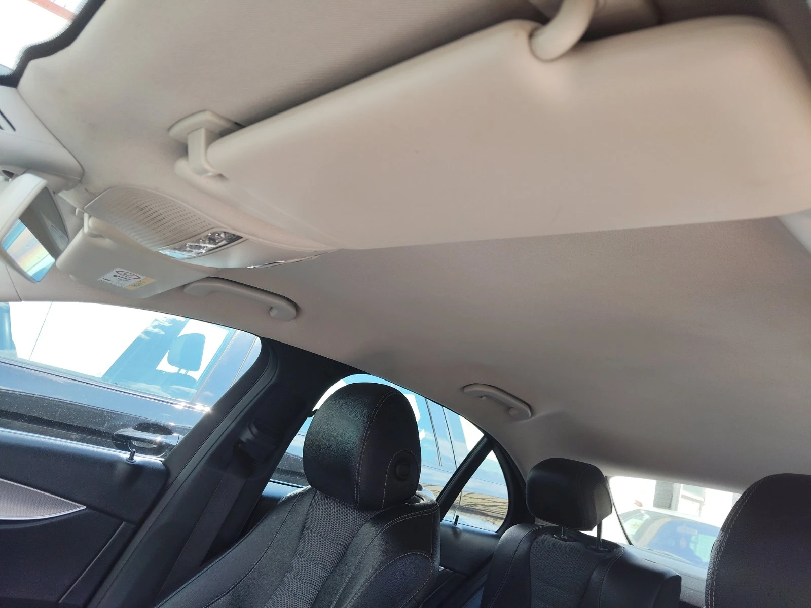 Mercedes-Benz E 220, снимка 10 - Автомобили и джипове - 54147943