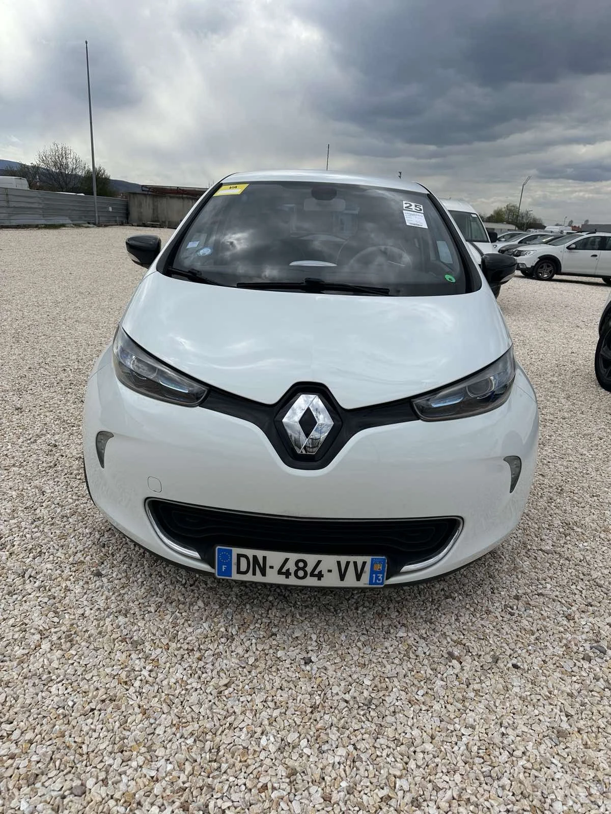 Renault Zoe 24кw, снимка 2 - Автомобили и джипове - 54151644