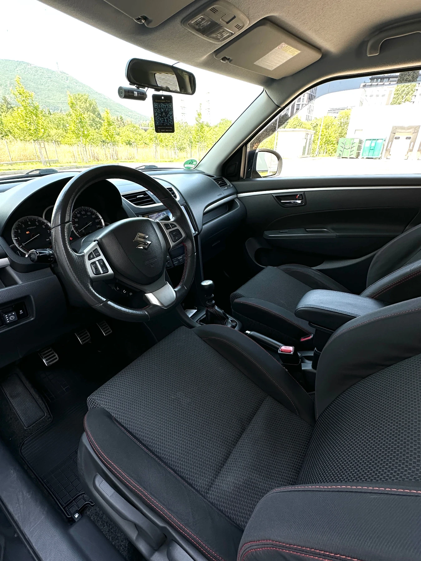 Suzuki Swift Sport 1.6 ГАЗ, снимка 12 - Автомобили и джипове - 54385957