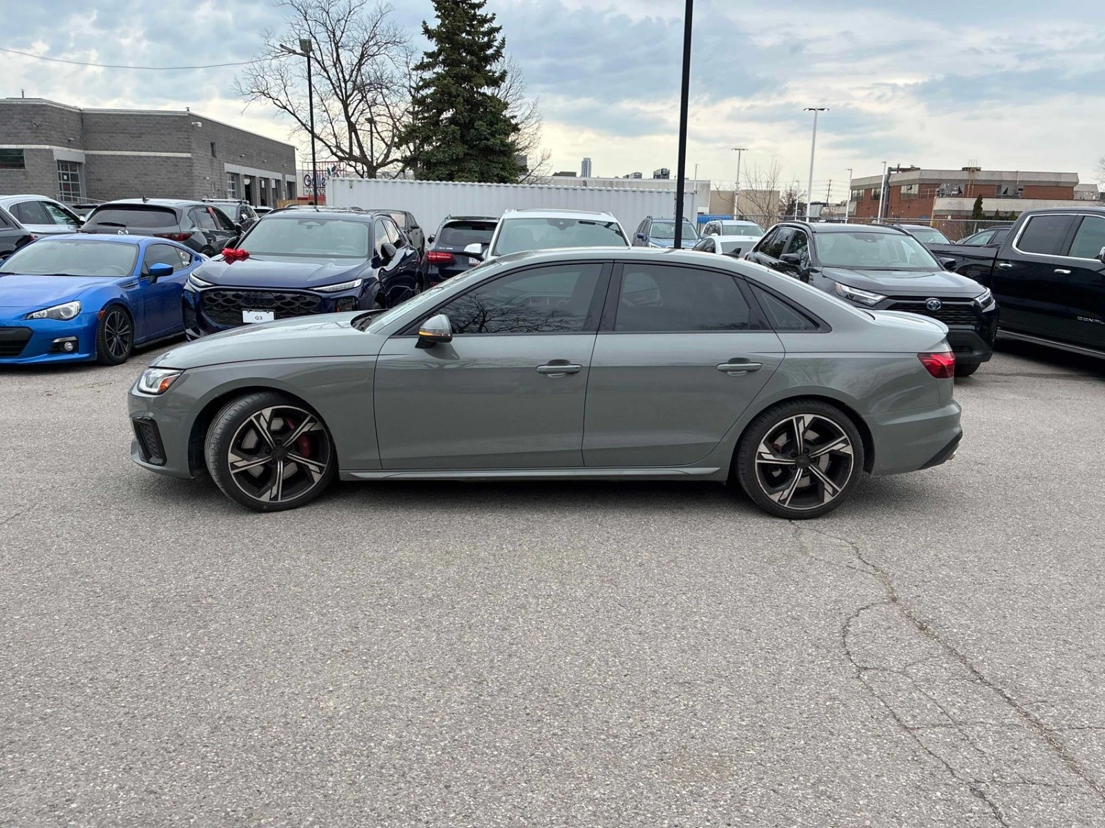 Audi S4 LCI* DISTRONIC* 360* MATRIX | Mobile.bg � ����������� 4