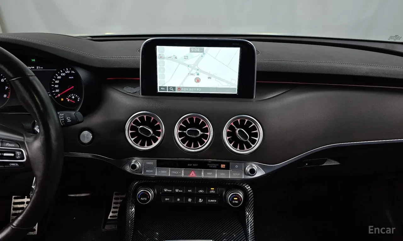 Kia Stinger 2.0 Turbo Platinum, снимка 13 - Автомобили и джипове - 54700501