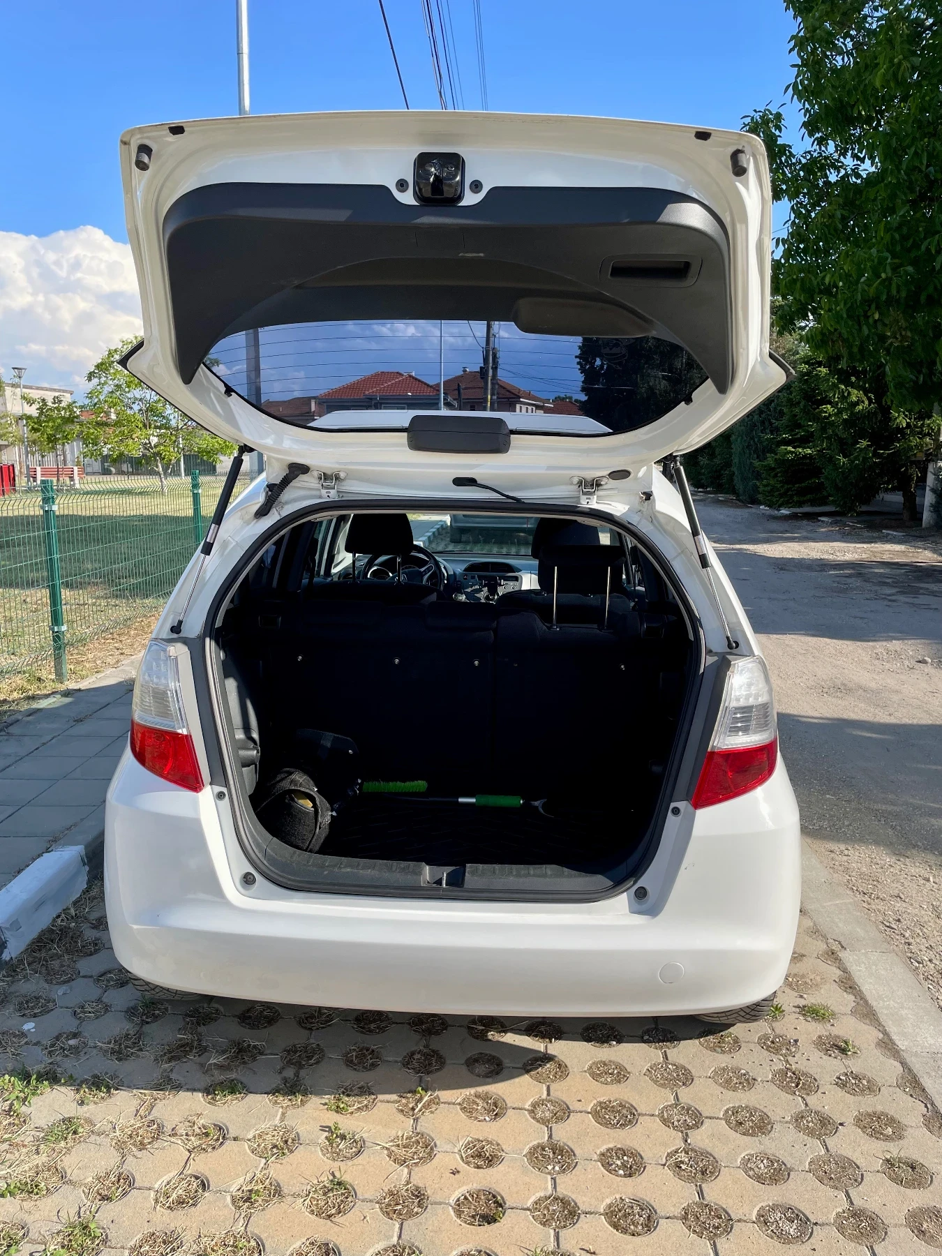 Honda Jazz 1.4 i, снимка 7 - Автомобили и джипове - 54967681