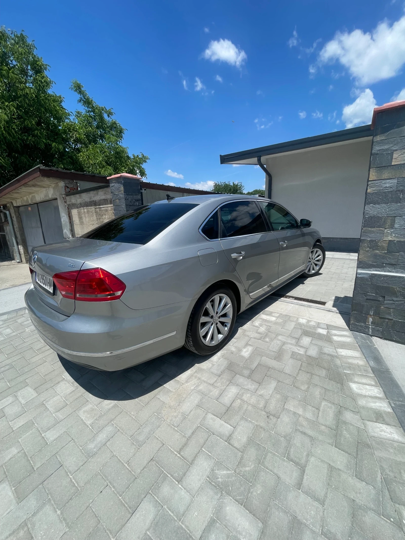 VW Passat 2.5, снимка 5 - Автомобили и джипове - 54983309