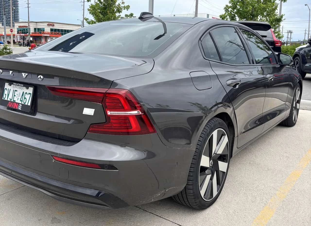 Volvo S60 Ultimate Dark Theme /360/DIS/HUD/Bowers&Wilkins, снимка 15 - Автомобили и джипове - 55054270