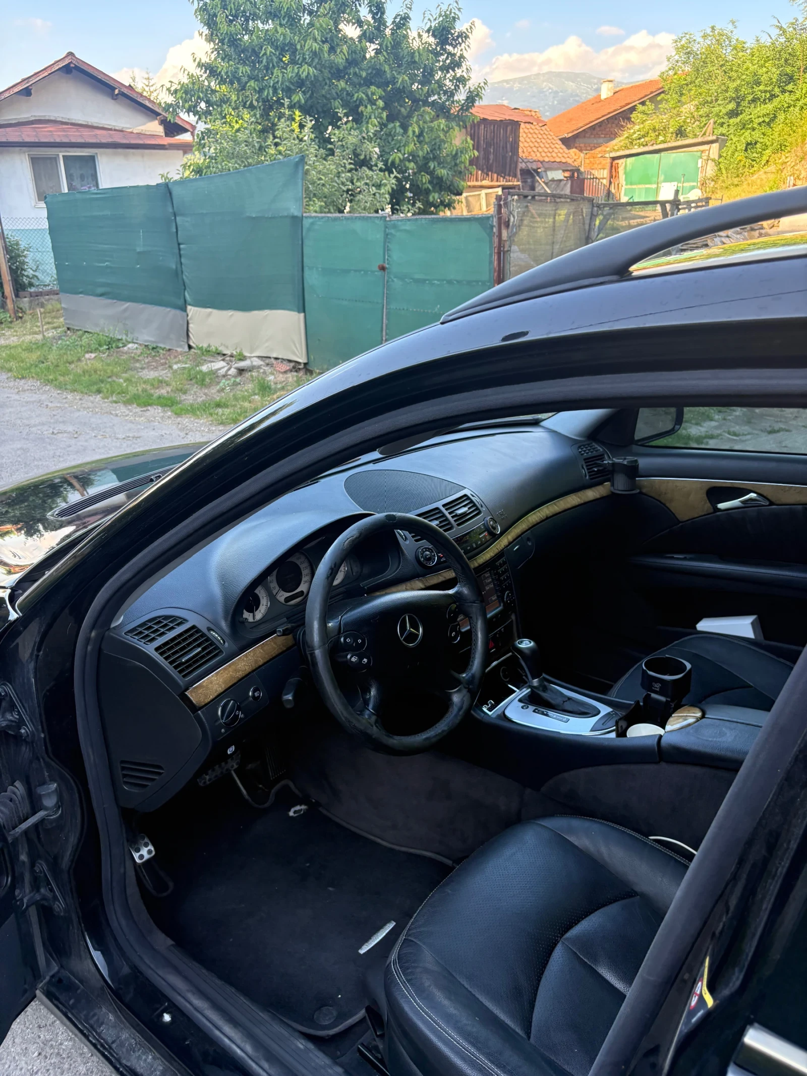 Mercedes-Benz E 320 V6 om642 4matic, снимка 8 - Автомобили и джипове - 55100155
