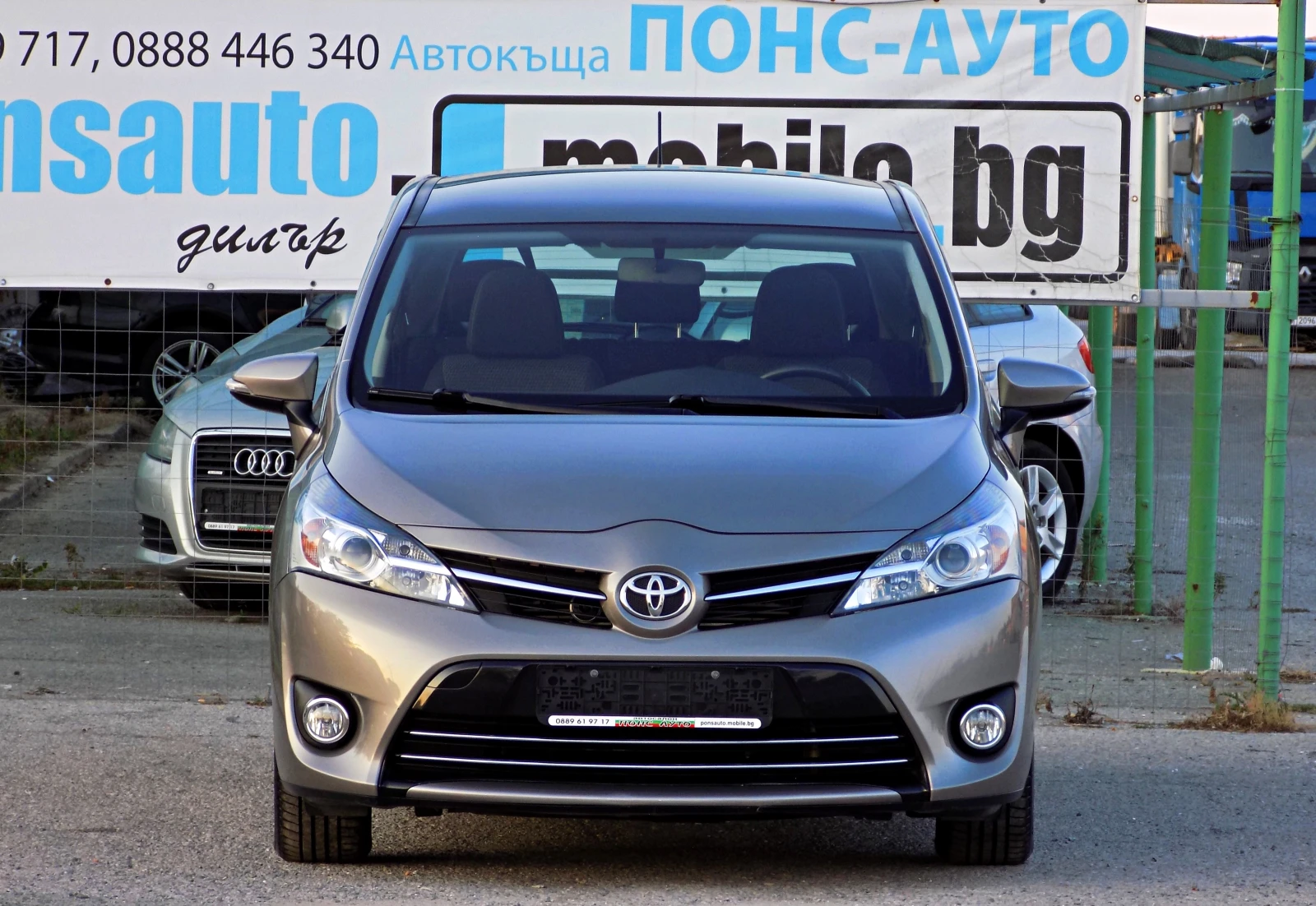 Toyota Verso 1.6D-4D/ПАНОРАМА/КАМЕРА/100% РЕАЛНА/КАТО НОВА, снимка 2 - Автомобили и джипове - 55336913
