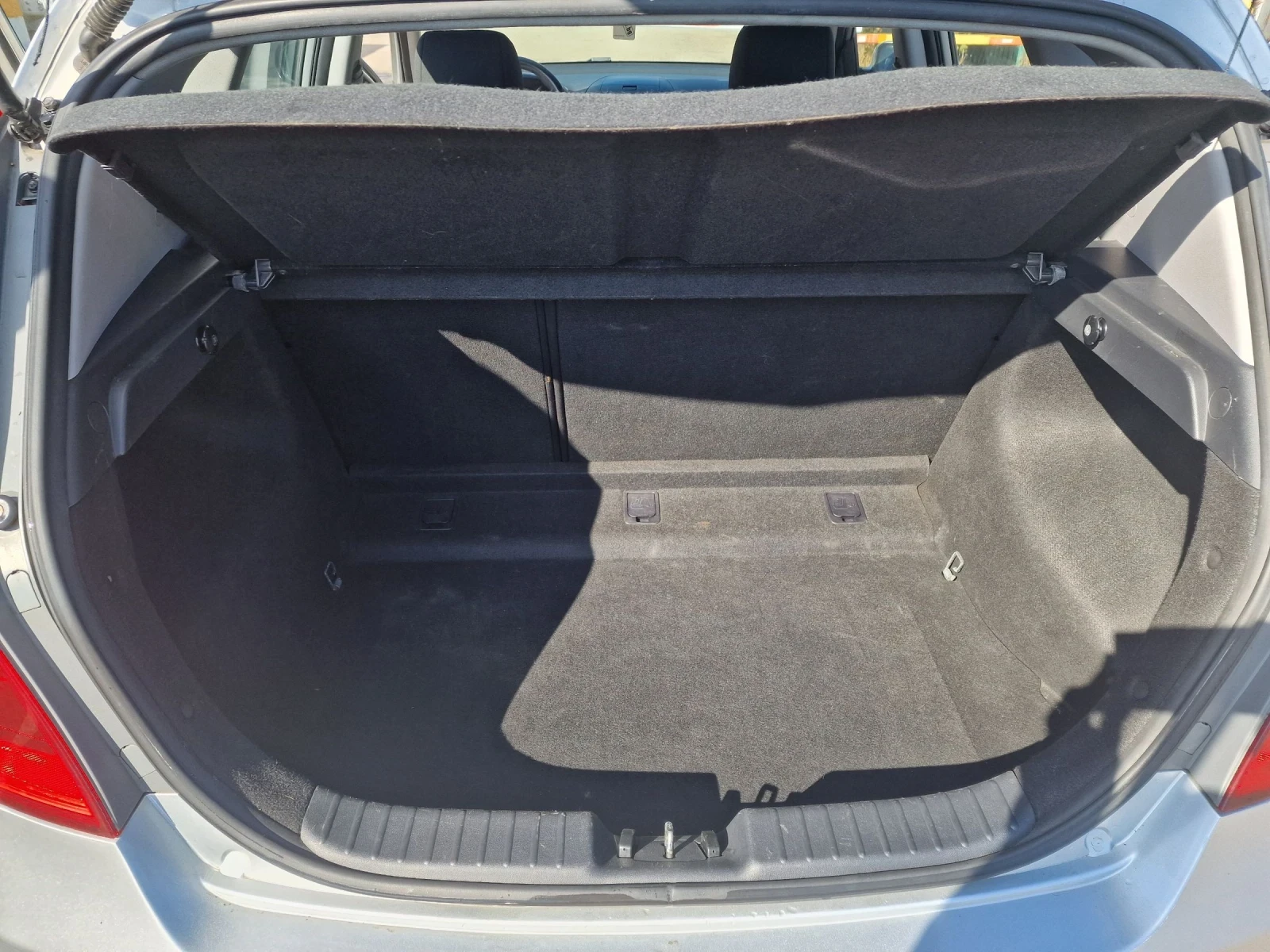 Hyundai I30 1.4i, снимка 14 - Автомобили и джипове - 55374365