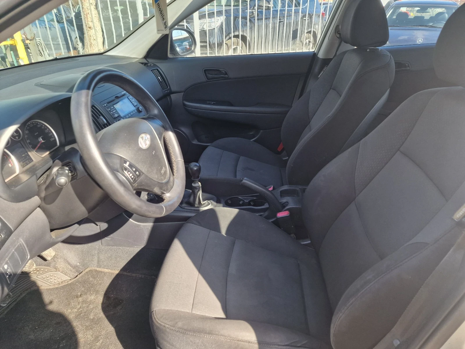 Hyundai I30 1.4i, снимка 8 - Автомобили и джипове - 55374365