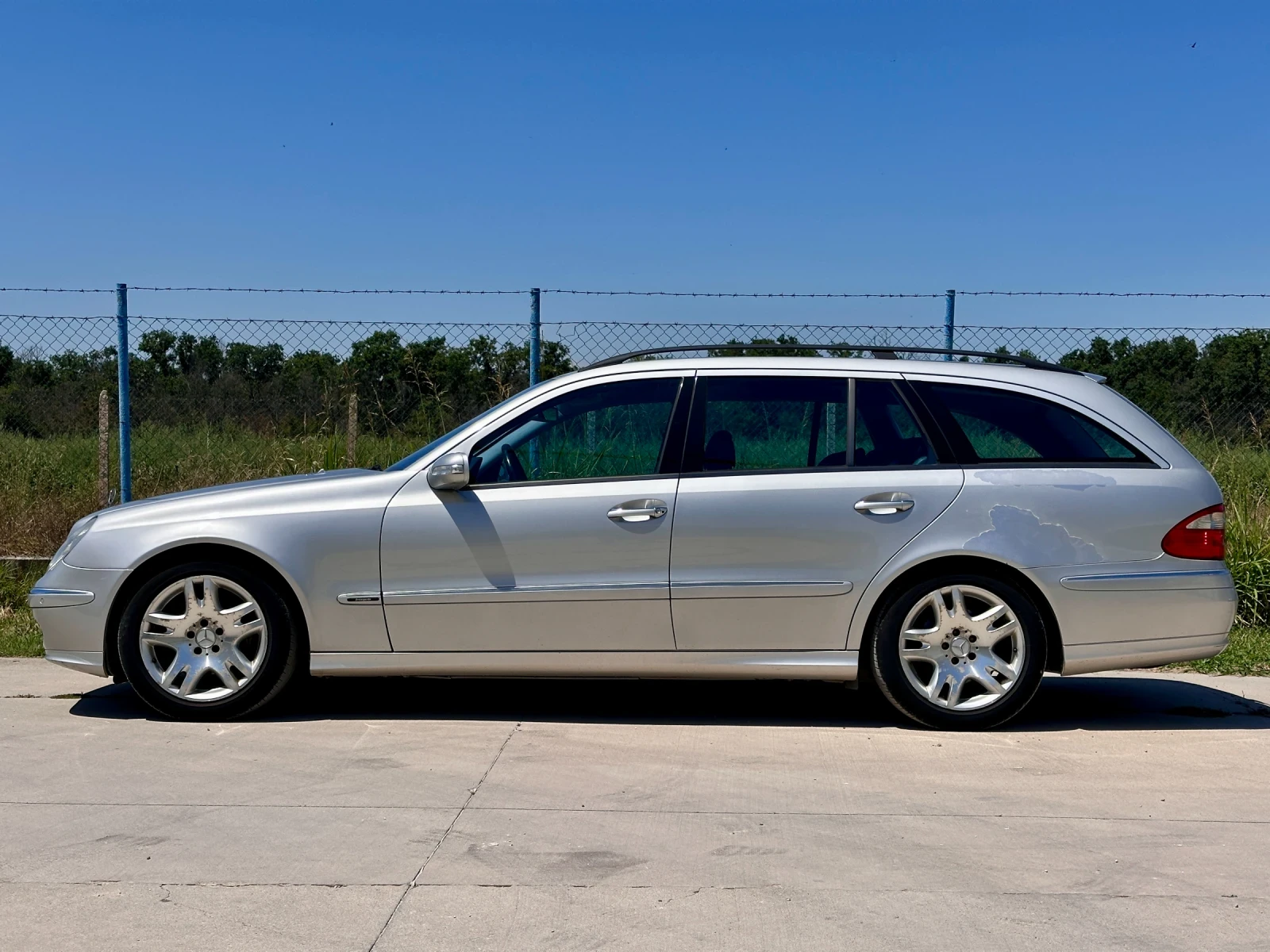 Mercedes-Benz E 270, снимка 2 - Автомобили и джипове - 55470740